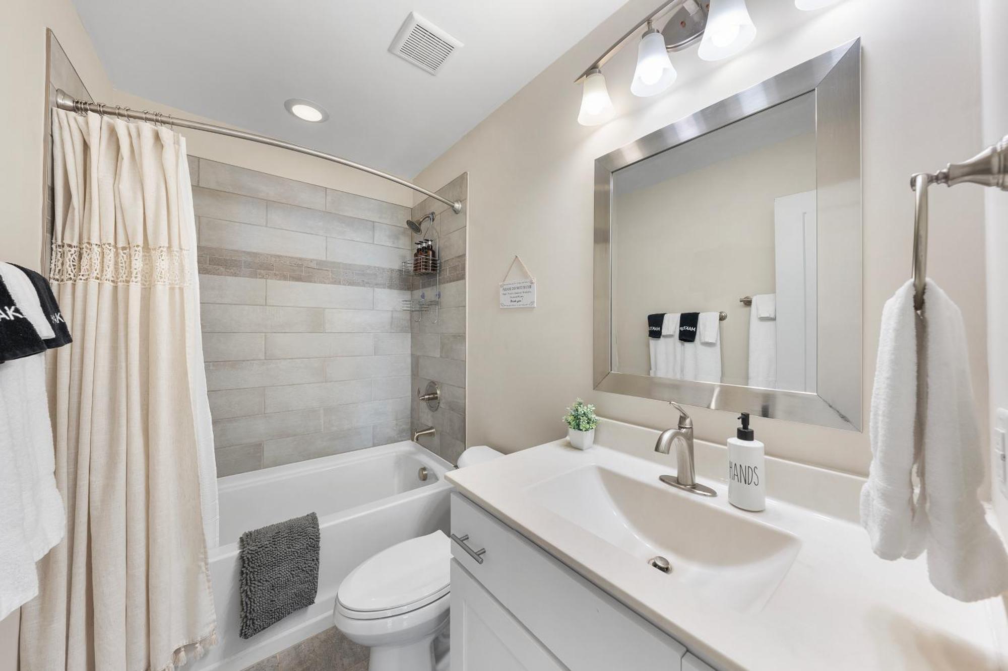 Charming Dt 3-Bed Bungalow With Fenced-In Yard Raleigh Luaran gambar