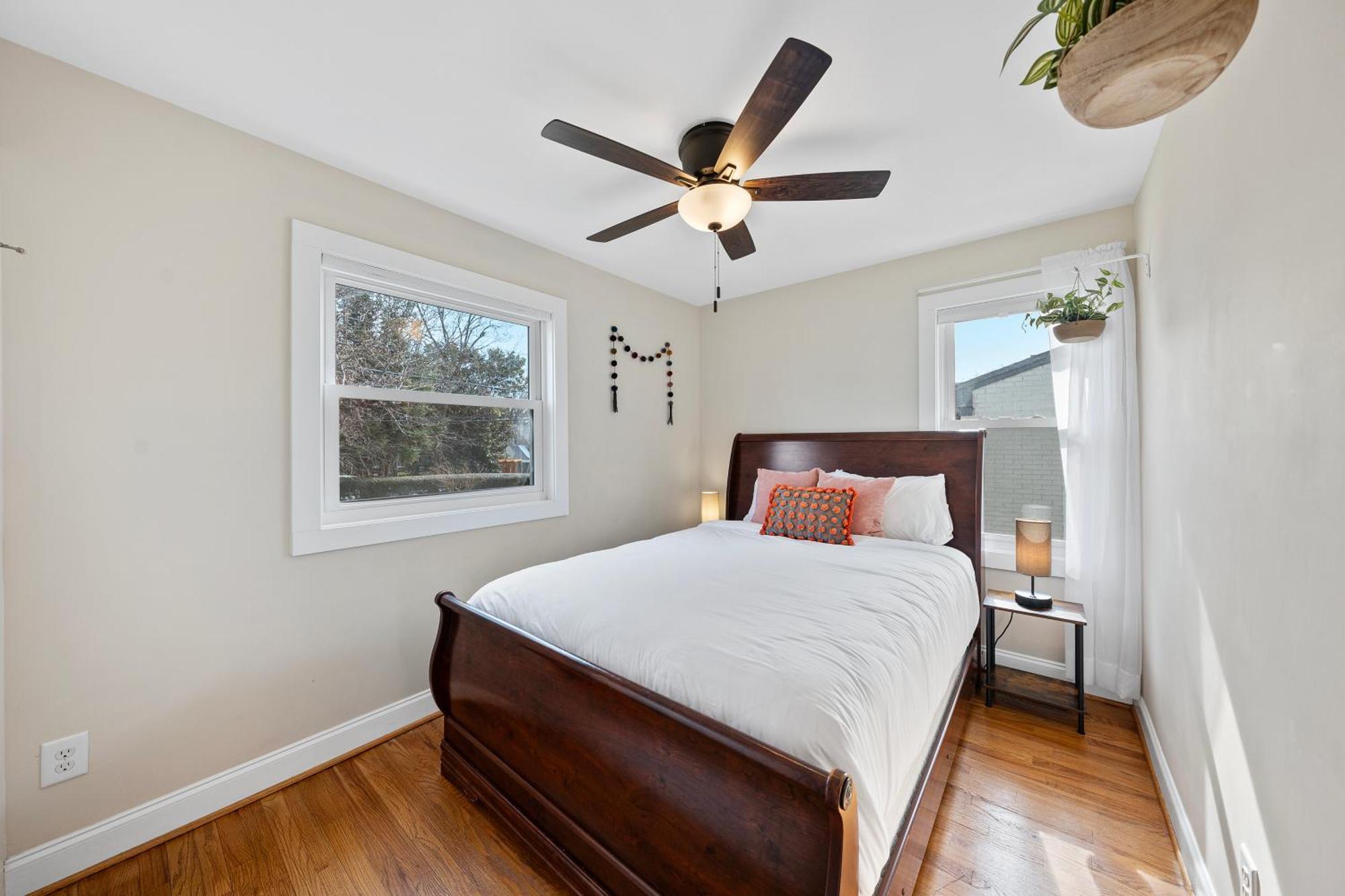 Charming Dt 3-Bed Bungalow With Fenced-In Yard Raleigh Luaran gambar