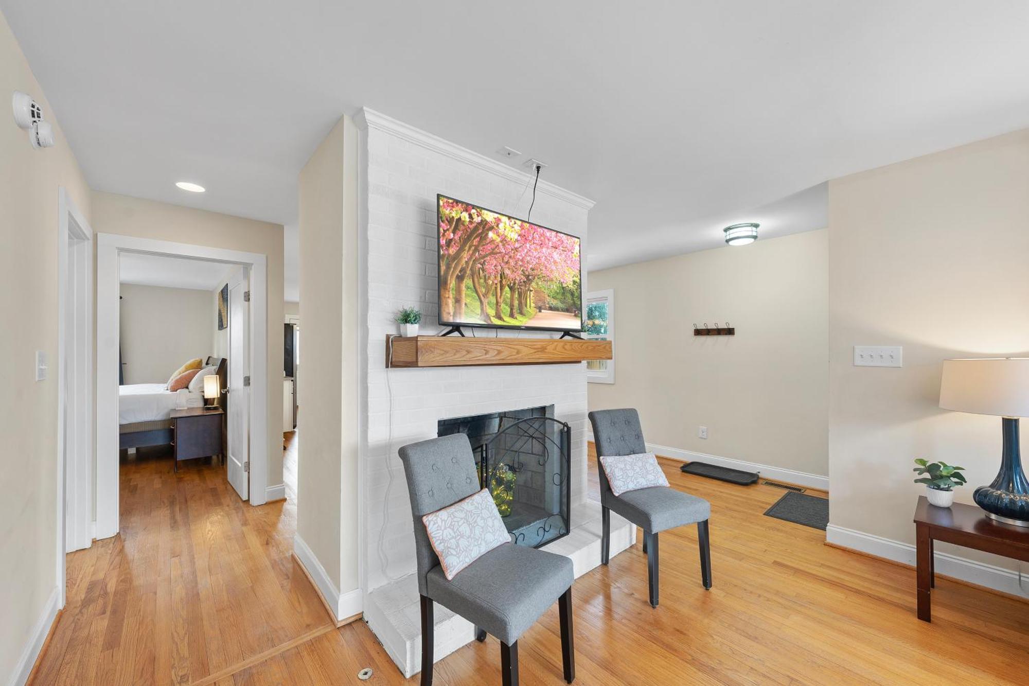 Charming Dt 3-Bed Bungalow With Fenced-In Yard Raleigh Luaran gambar