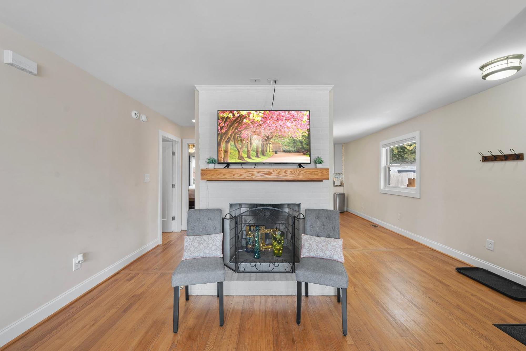 Charming Dt 3-Bed Bungalow With Fenced-In Yard Raleigh Luaran gambar