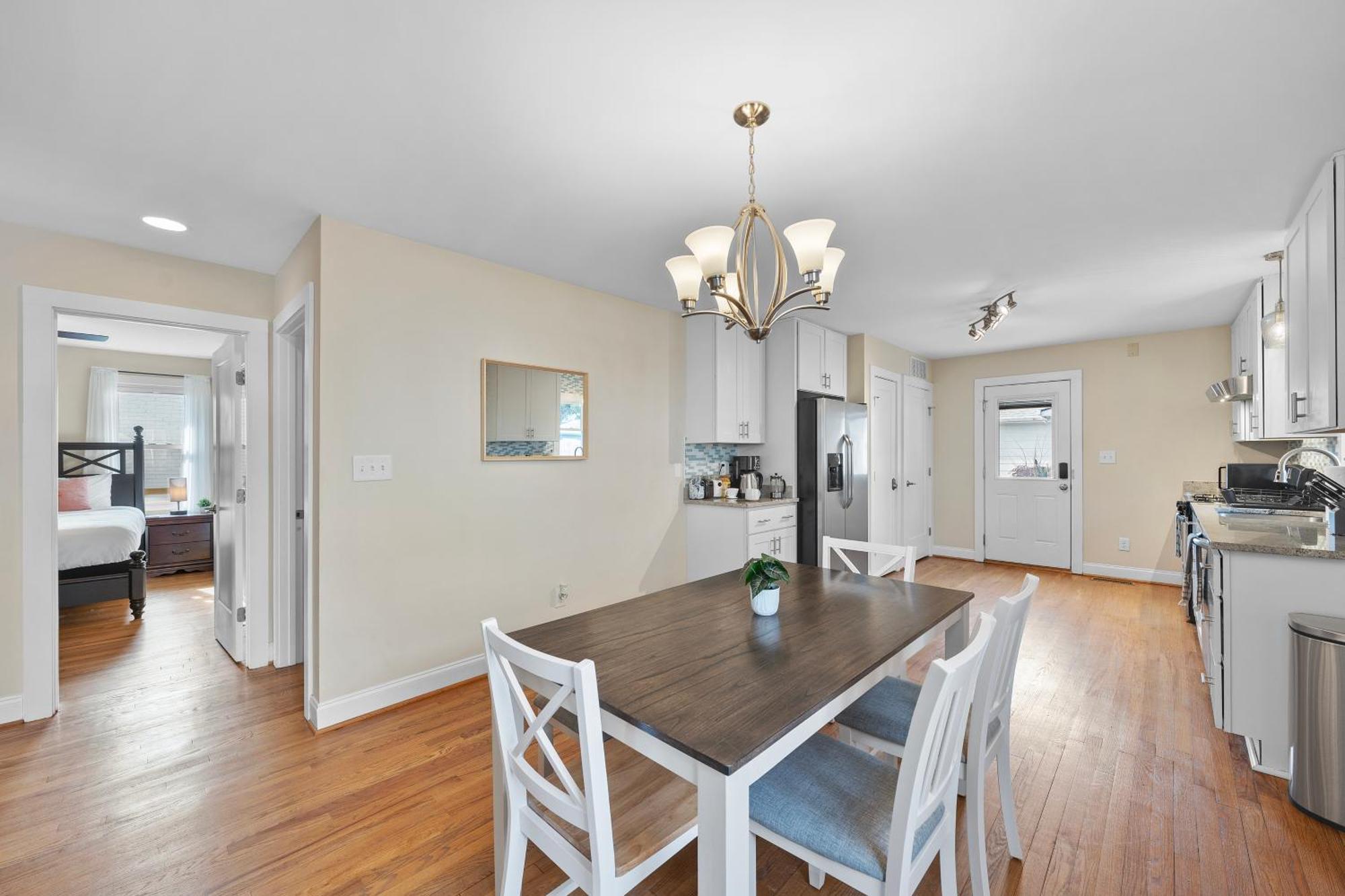 Charming Dt 3-Bed Bungalow With Fenced-In Yard Raleigh Luaran gambar